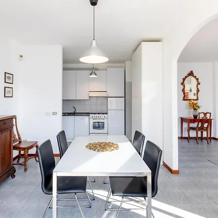 The Sunset 1 By Design Apartament