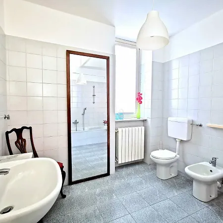 The Sunset 1 By Design Apartament Bellano