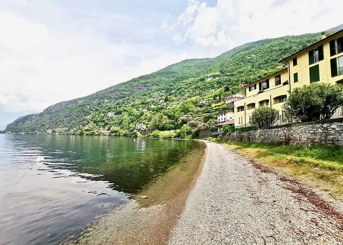 The Sunset 1 By Design Apartment Bellano