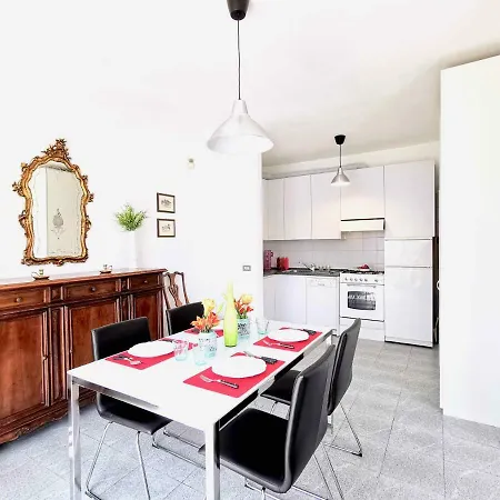 The Sunset 1 By Design Appartement