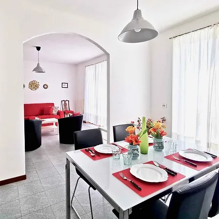 The Sunset 1 By Design Appartement Bellano