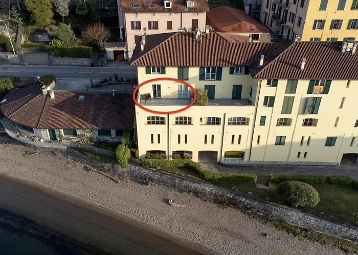The Sunset 1 By Design Apartamento Bellano